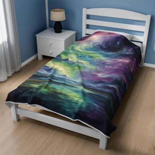 Cosmic-Aurora-Design-Plush-Velveteen-Blanket-Soft