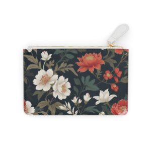 Refined floral arabesques with a touch of eastern elegance on a Mini Clutch Bag.